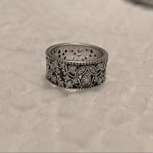 Pandora Ring